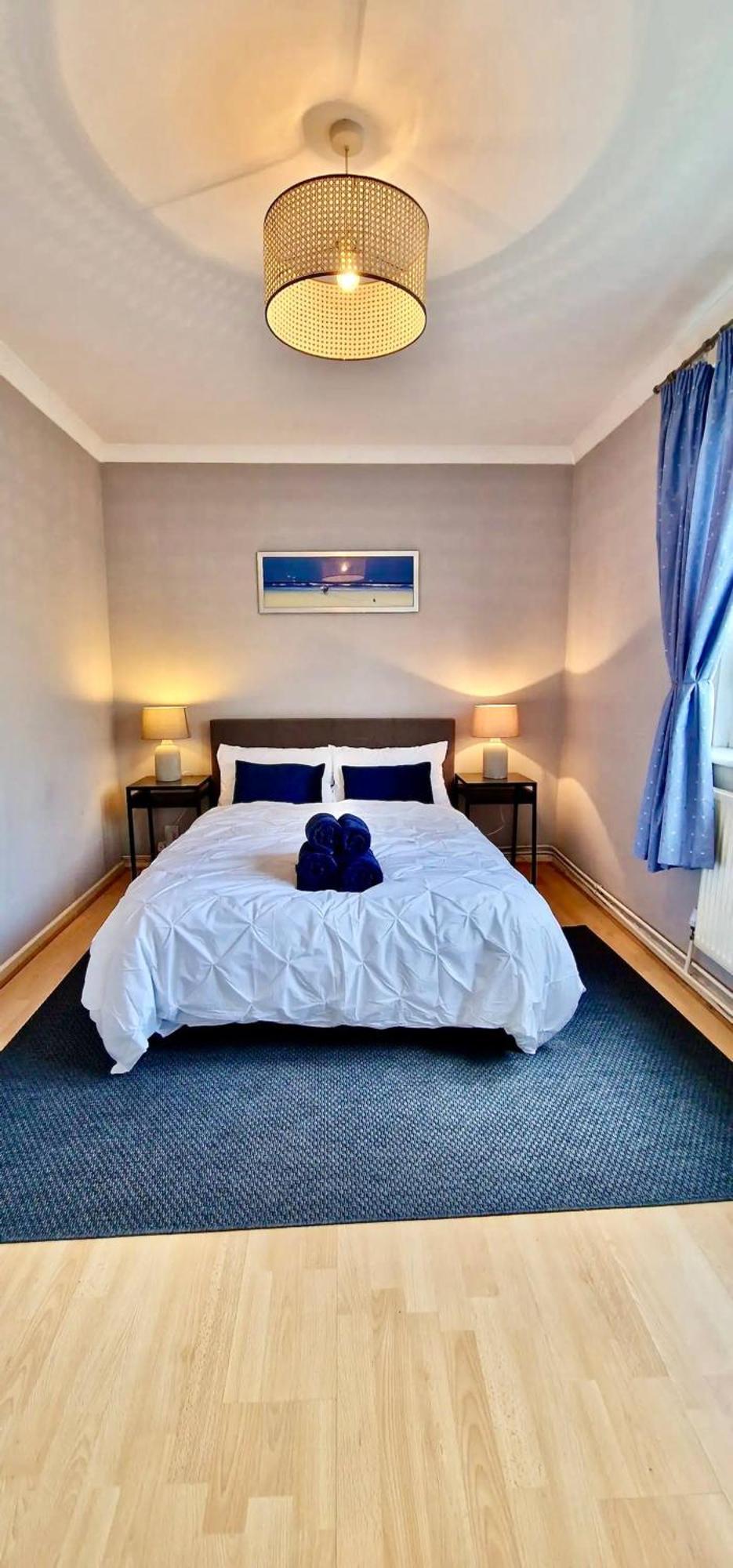 Canal View 3 Bed Flat - Little Venice! Apartment *