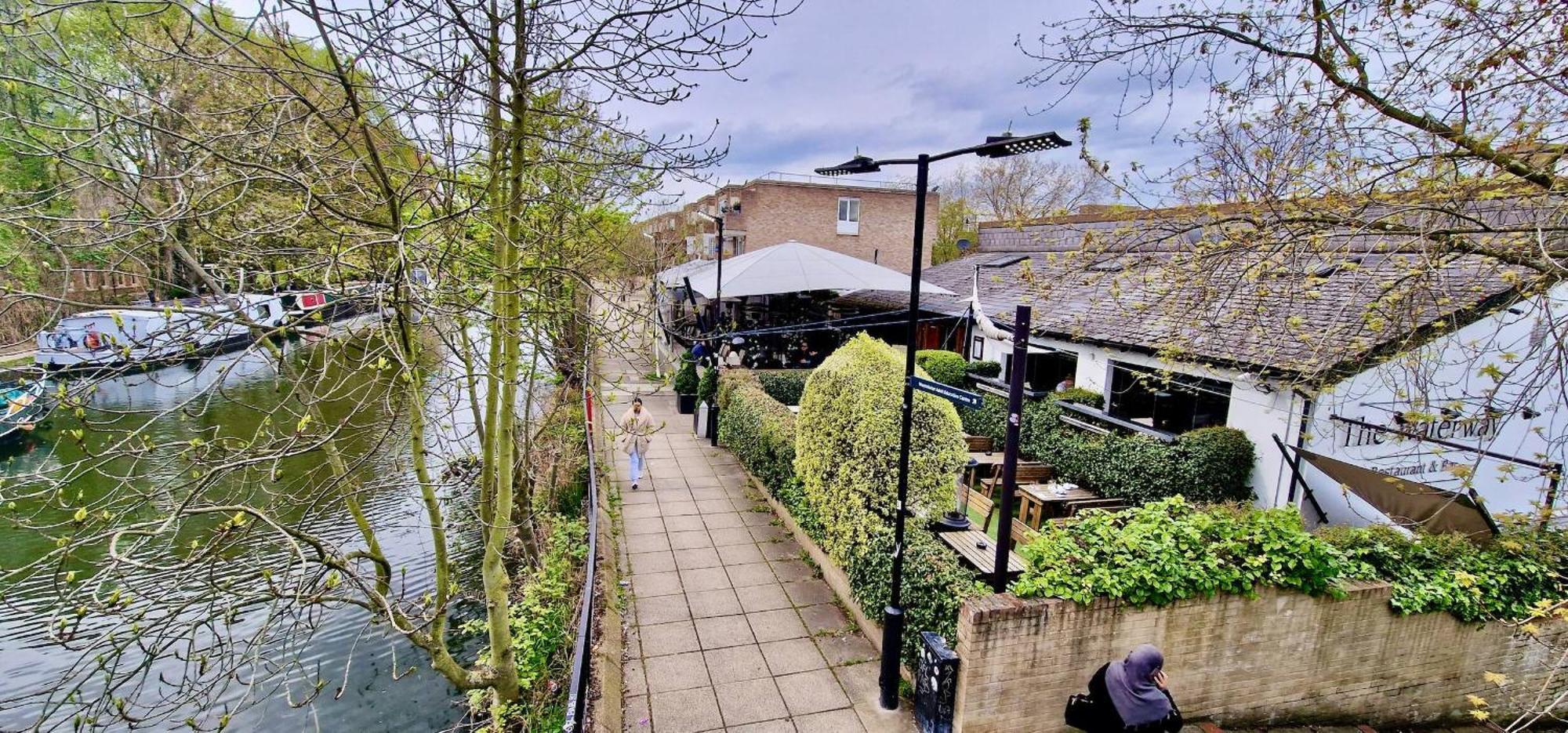Canal View 3 Bed Flat - Little Venice! Apartment *