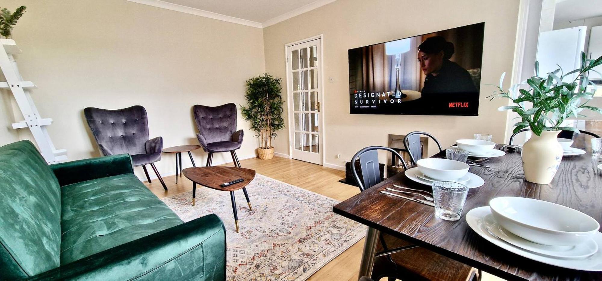 Canal View 3 Bed Flat - Little Venice! *